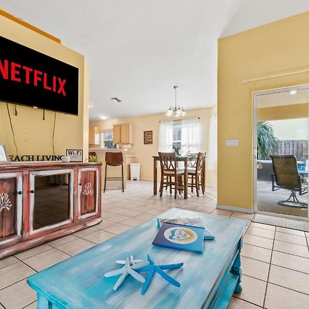Heart Of The Waves - 3Br & 2Ba Beach Retreat - New Hot Tub - Outside Patio With Grill & Seating, Steps To Fun! Melbourne Exterior foto