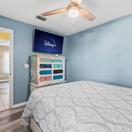 Heart Of The Waves - 3Br & 2Ba Beach Retreat - New Hot Tub - Outside Patio With Grill & Seating, Steps To Fun! Melbourne Exterior foto