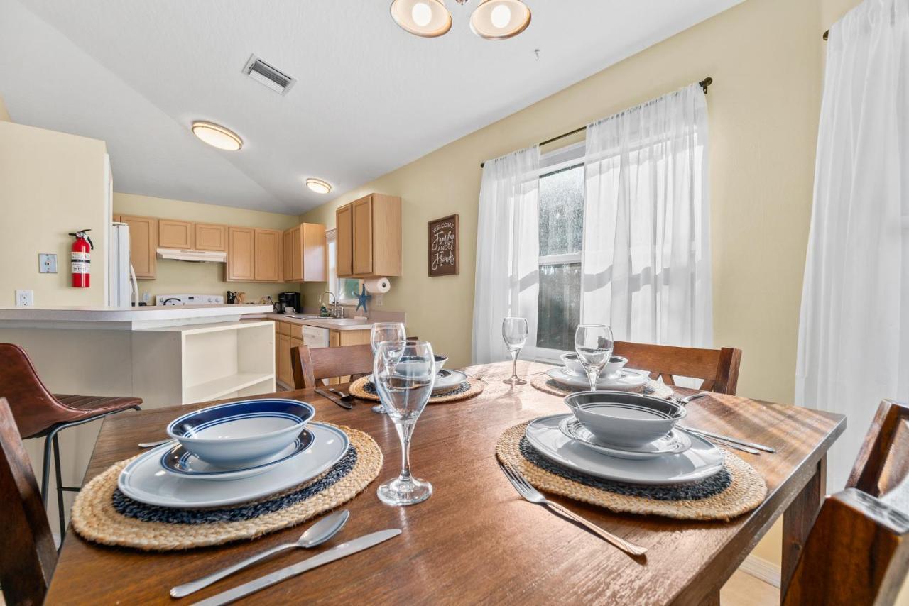 Heart Of The Waves - 3Br & 2Ba Beach Retreat - New Hot Tub - Outside Patio With Grill & Seating, Steps To Fun! Melbourne Exterior foto
